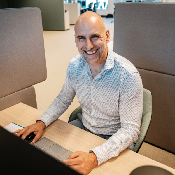 Sven finance professional